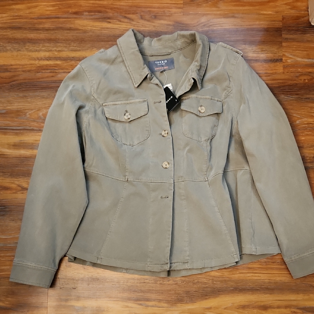 Torrid Women's Olive Utility Jacket, Size 3, NWT.